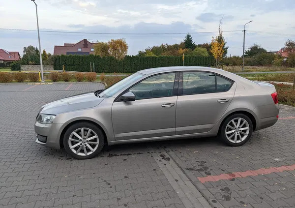 samochody osobowe Skoda Octavia cena 40900 przebieg: 121444, rok produkcji 2013 z Warszawa